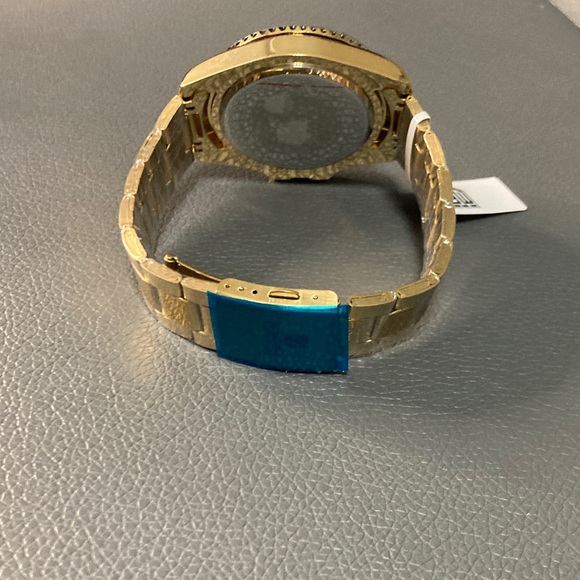 Montres Prestige Men's Watch - 42mm, Gold (MPW-0085) - Picture 5 of 7